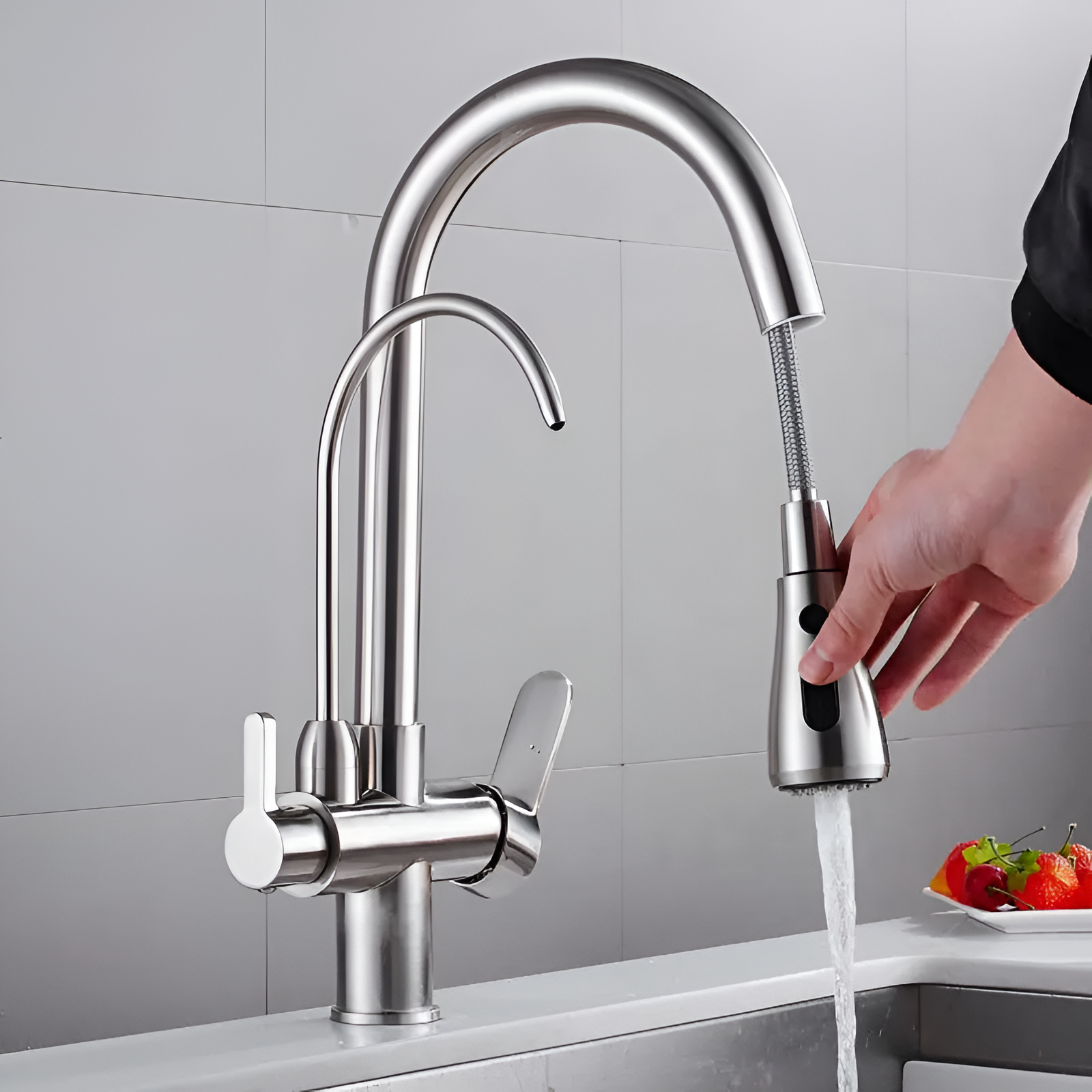 Pull-out faucet with tap water and filtered water