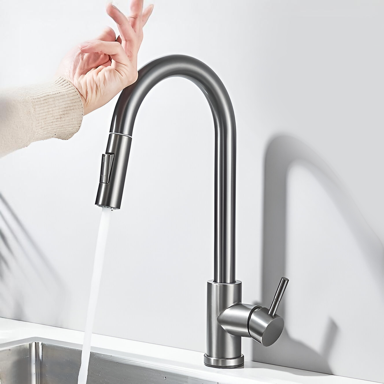 Falkenberg - Touch Kitchen Faucet with Pull-Out Sprayer