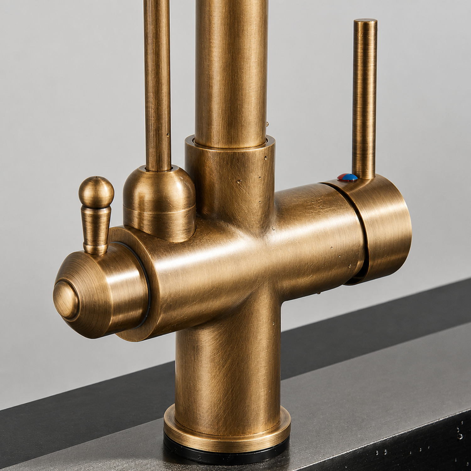 Karlstad Antique - 3-Way Kitchen Faucet with Filter Tap & Pull-Out Sprayer for Kitchen Sink